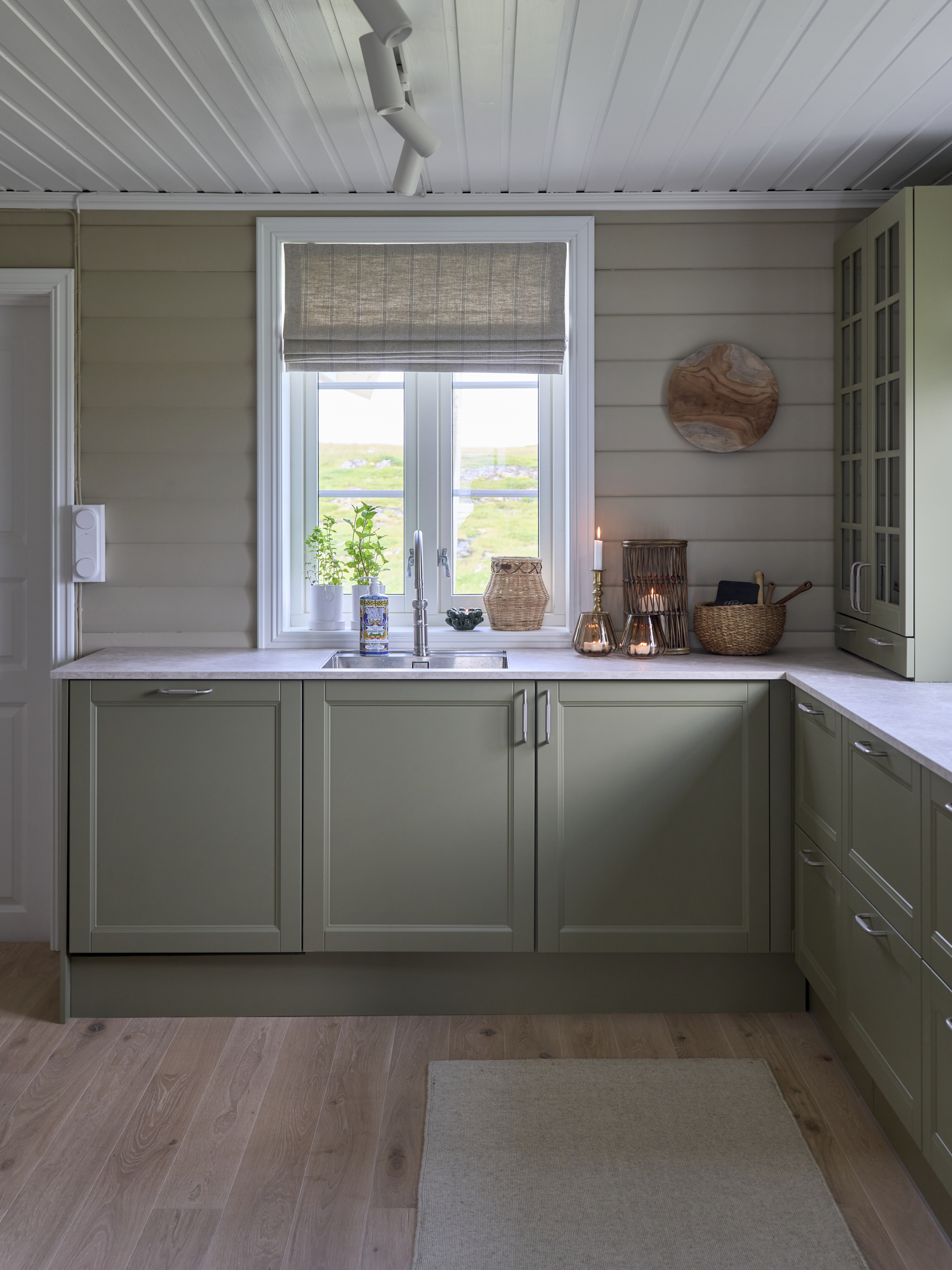 Donna Etterbilder TMM 05924