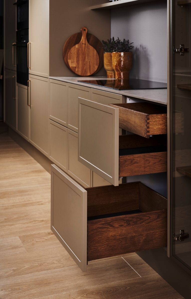 JKE Design 202346981 Just