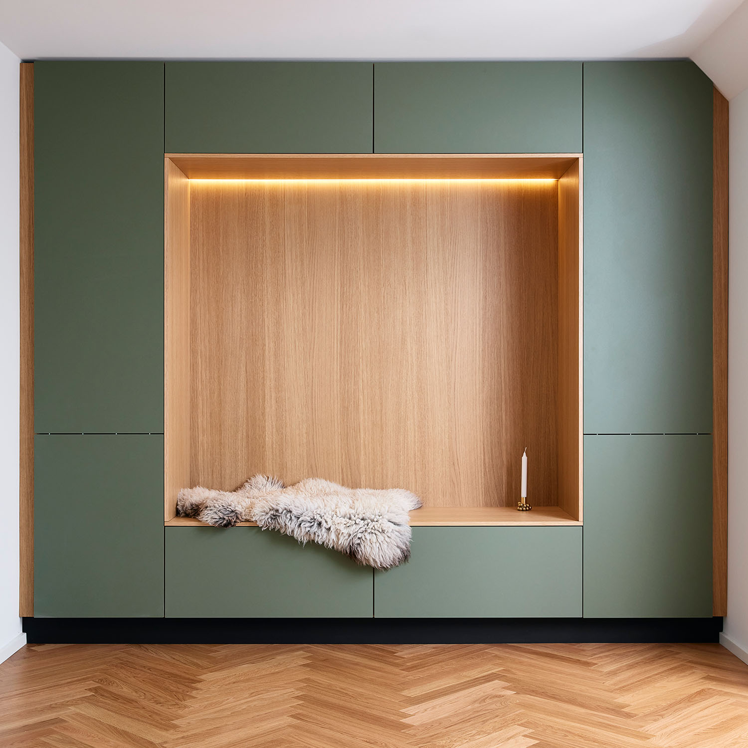 JKE Egaa Case 22395649