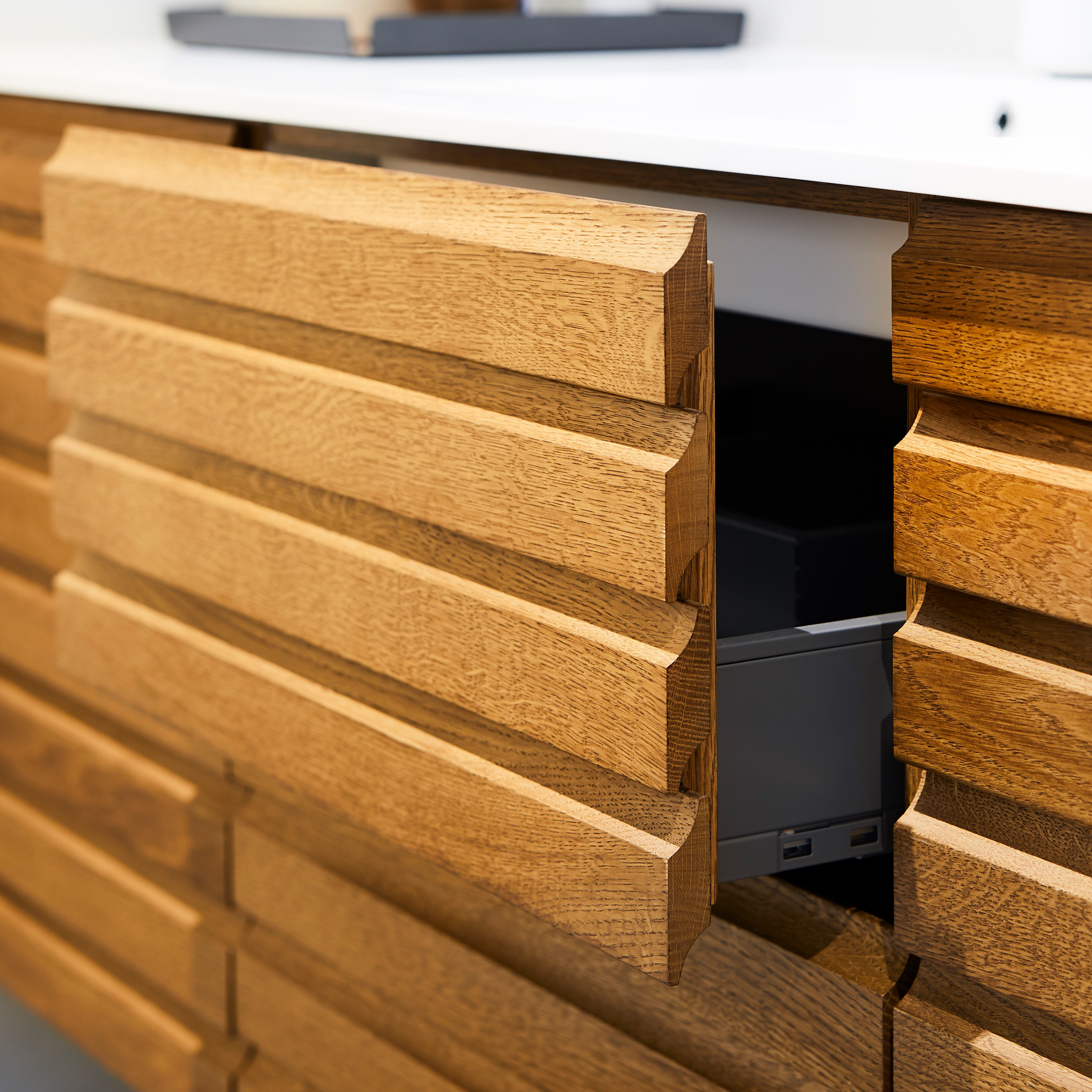 Gal Sq JKE Design Nov20191990